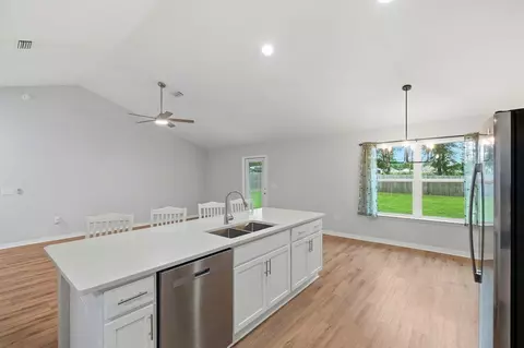 Kitchen - 3228 Twilight Dr, Crestview, FL 32539 photo 2 of 2