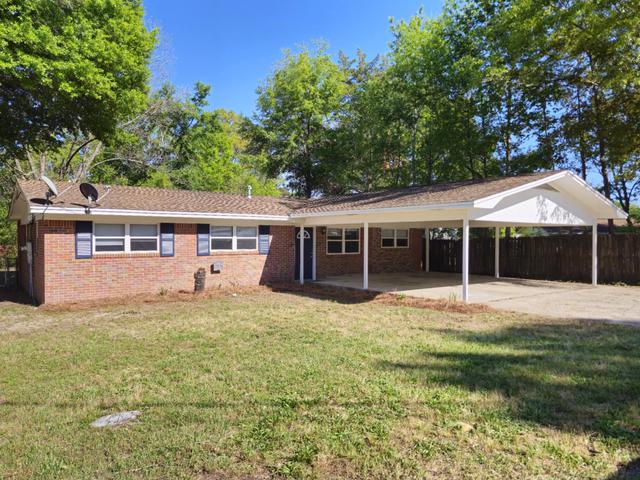 101 Blaylock St, Crestview, FL 32539