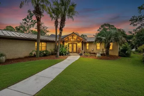 221 Paradise Point Ln, Santa Rosa Beach, FL 32459