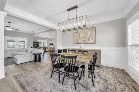 Dining - 355 Mill Pond Cv, Freeport, FL 32439 photo 1 of 2