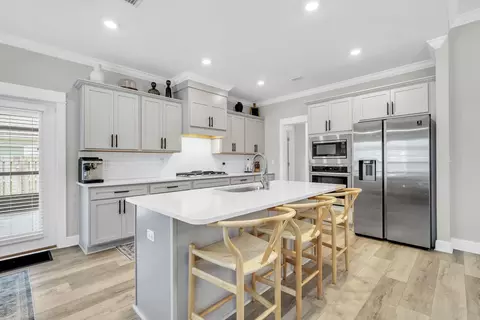 Kitchen - 355 Mill Pond Cv, Freeport, FL 32439 photo 1 of 3