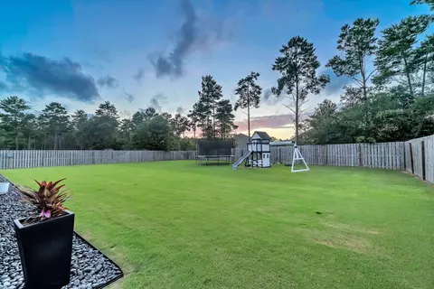 Exterior - 355 Mill Pond Cv, Freeport, FL 32439 photo 14 of 18