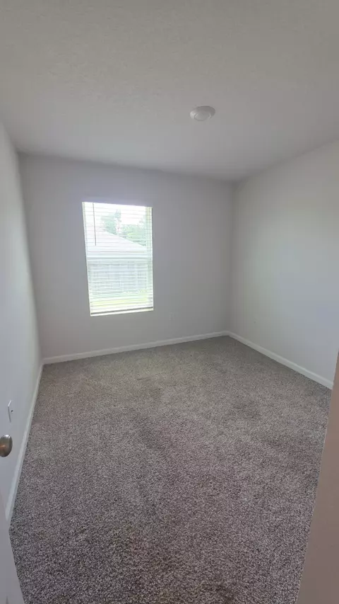 Bedroom - 3106 Van Day Way, Crestview, FL 32539 photo 3 of 5