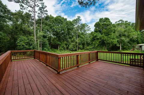 Exterior - 6362 Old River Rd, Baker, FL 32531 photo 4 of 5