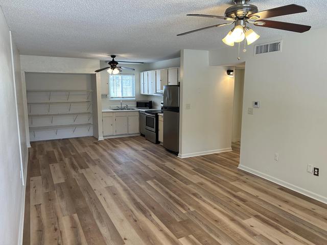 201 College Blvd #31, Niceville, FL 32578