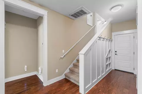 Entry Way - 6008 Trestle St, Crestview, FL 32536 photo 3 of 3