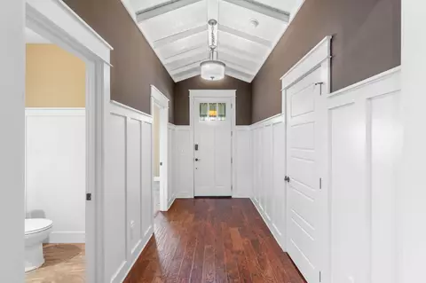 Entry Way - 6008 Trestle St, Crestview, FL 32536 photo 1 of 3