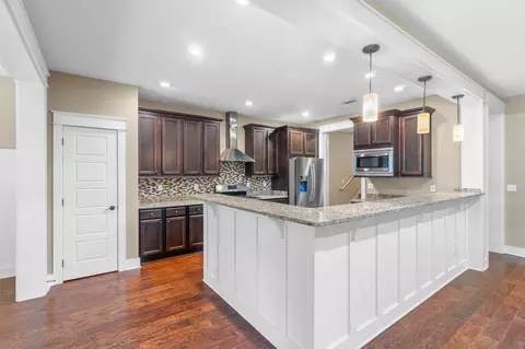 Kitchen - 6008 Trestle St, Crestview, FL 32536 photo 1 of 2