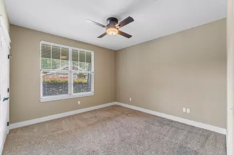 Bedroom - 6008 Trestle St, Crestview, FL 32536 photo 2 of 6