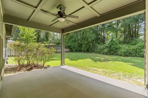 Exterior - 6008 Trestle St, Crestview, FL 32536 photo 4 of 7