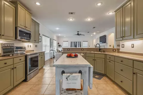 1601 Mallorca Cv, Niceville, FL 32578