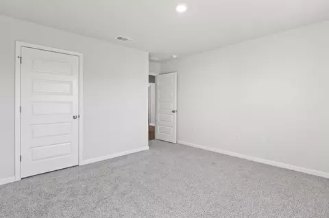 Bedroom - 5852 Tripletail Dr, Milton, FL 32583 photo 3 of 10