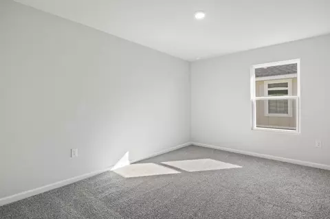 Bedroom - 5852 Tripletail Dr, Milton, FL 32583 photo 4 of 10