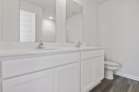 Entry Way - 5852 Tripletail Dr, Milton, FL 32583 photo 3 of 4
