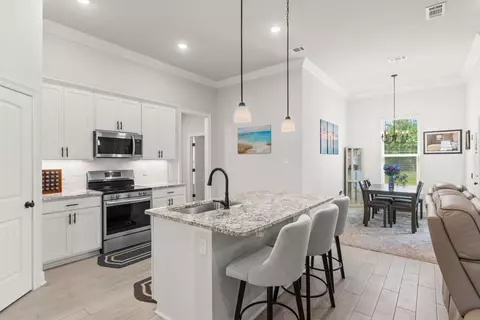 Kitchen - 132 E Tweet St, Freeport, FL 32439 photo 4 of 4