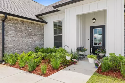 Exterior - 132 E Tweet St, Freeport, FL 32439 photo 3 of 13