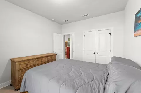 Bedroom - 132 E Tweet St, Freeport, FL 32439 photo 4 of 7