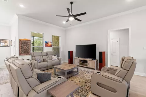 Living - 132 E Tweet St, Freeport, FL 32439 photo 1 of 3
