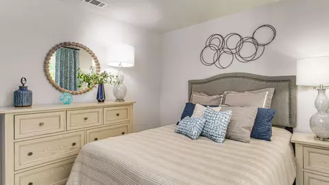 Bedroom - 9724 Dutton Ln, Milton, FL 32583 photo 11 of 14