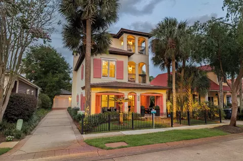 61 Rue Caribe, Miramar Beach, FL 32550