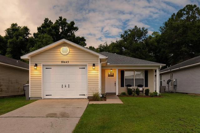 10445 Senegal Dr, Pensacola, FL 32534