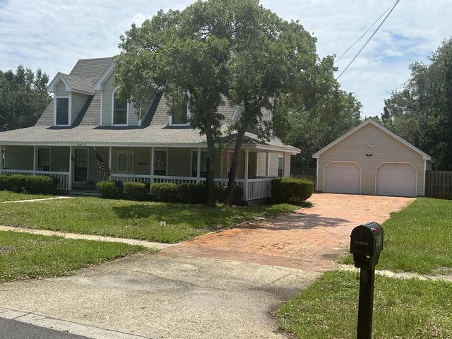 9413 Octavia Ln, Navarre, FL 32566