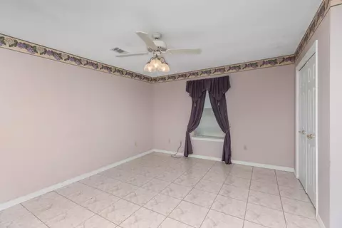 Bedroom - 2765 Savannah Ln, Crestview, FL 32539 photo 9 of 11