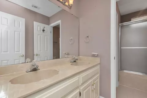 Bath - 2765 Savannah Ln, Crestview, FL 32539 photo 2 of 5