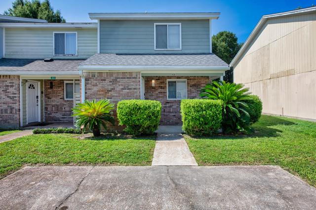 4 NW Cinderella Ln #A, Fort Walton Beach, FL 32547