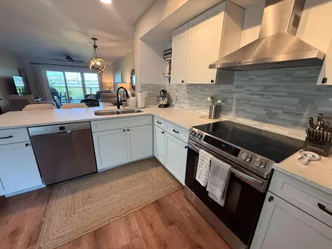 815 Harbour Point Dr #815, Miramar Beach, FL 32550