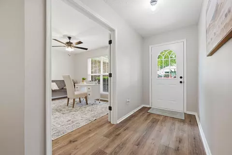 Entry Way - 2806 Wilson Ln, Crestview, FL 32539 photo 1 of 2