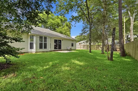 Exterior - 2806 Wilson Ln, Crestview, FL 32539 photo 6 of 7