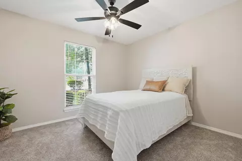 Bedroom - 2806 Wilson Ln, Crestview, FL 32539 photo 3 of 4
