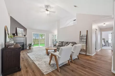 Other - 2806 Wilson Ln, Crestview, FL 32539 photo 6 of 11