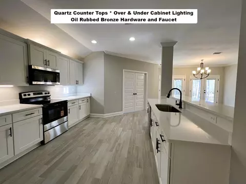Kitchen - 2668 Brodie Ln, Crestview, FL 32536 photo 1 of 4