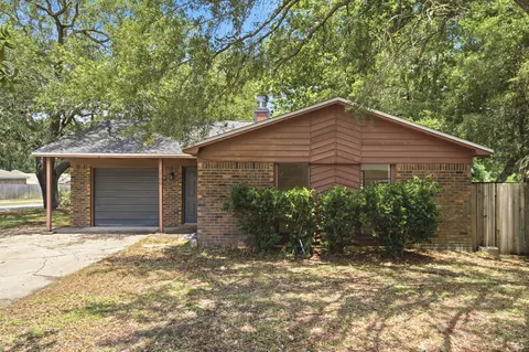 2700 Sanibel Pl, Gulf Breeze, FL 32563