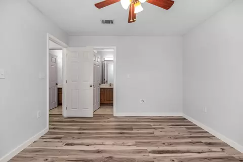 Bedroom - 609 Edney Ave, Crestview, FL 32536 photo 2 of 6
