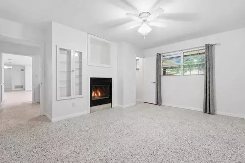 Living - 2897 Adams Rd, Crestview, FL 32536 photo 22 of 23