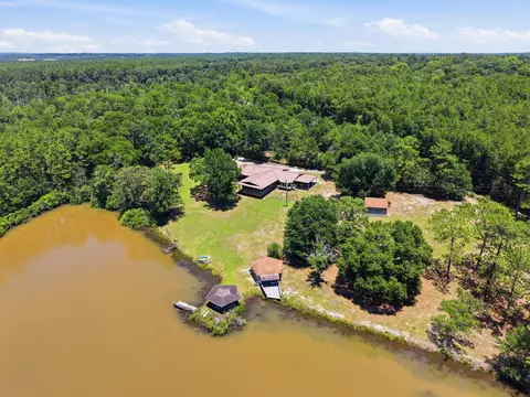 View/Area - 2897 Adams Rd, Crestview, FL 32536 photo 3 of 14