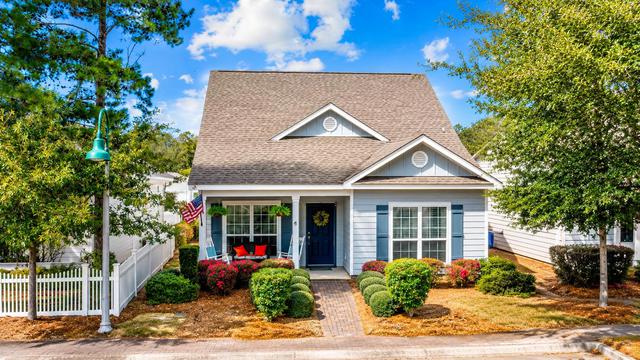 42 Sarona St, Freeport, FL 32439
