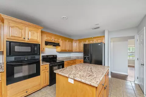 1925 Hidden Springs Dr, Baker, FL 32531 photo 9