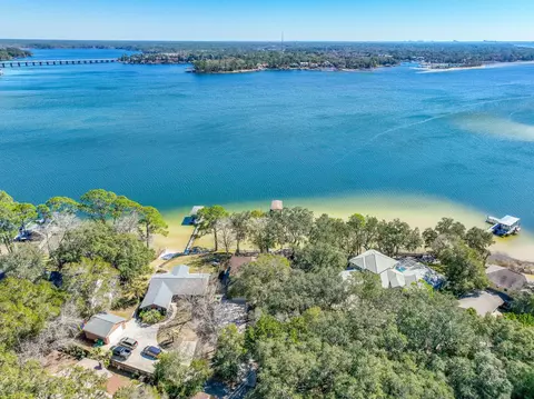 1802 23rd St, Niceville, FL 32578