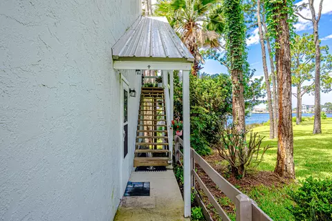 6909 N Lagoon Dr UNIT E2, Panama City Beach, FL 32408