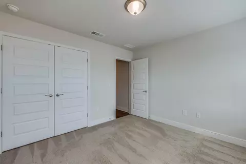Bedroom - 5839 Crestlake Dr, Crestview, FL 32536 photo 6 of 6