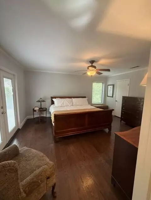 Bedroom - 103 E Capri Cv, Niceville, FL 32578 photo 2 of 5
