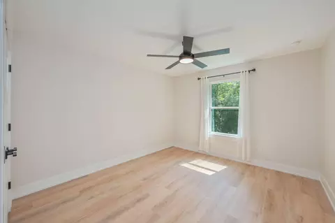 Bedroom - 4572 Ashton Cir, Crestview, FL 32536 photo 3 of 4