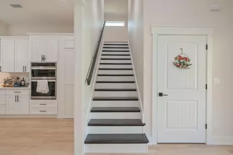 Entry Way - 4572 Ashton Cir, Crestview, FL 32536 photo 7 of 7