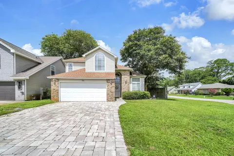1068 Windmill Dr, Fort Walton Beach, FL 32547