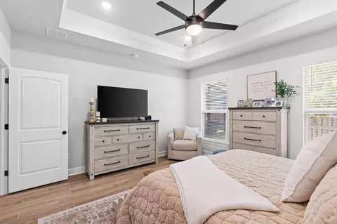 Bedroom - 518 E Tweet St, Freeport, FL 32439 photo 2 of 10