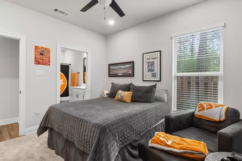 Bedroom - 518 E Tweet St, Freeport, FL 32439 photo 10 of 10